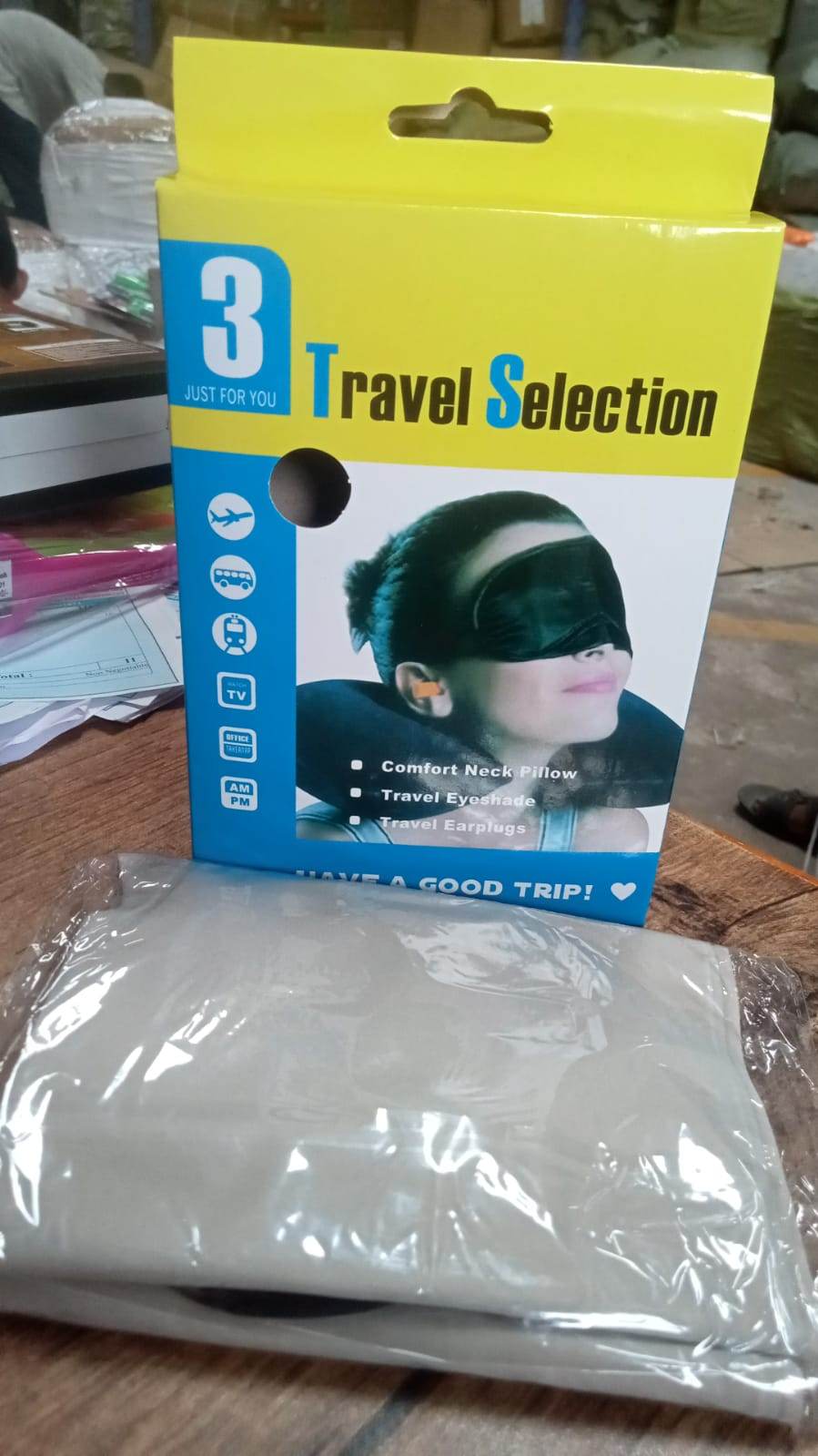 3in1 Air Travel Kit with Pillow, Ear Buds & Eye Mask - infinityexculsivestore.com