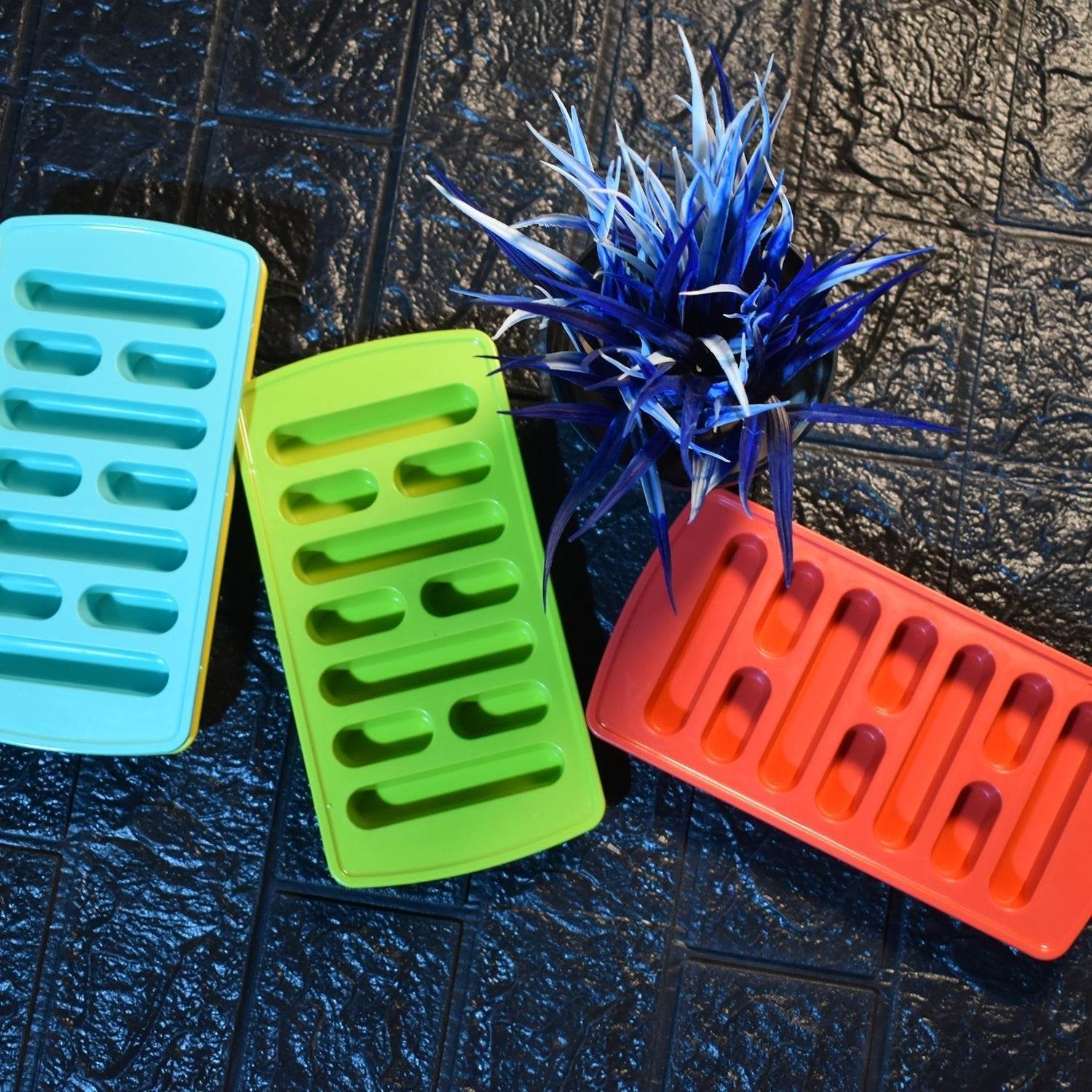 4 Pc Fancy Ice Tray used widely in all kinds of household places while making ices and all purposes. - infinityexculsivestore.com