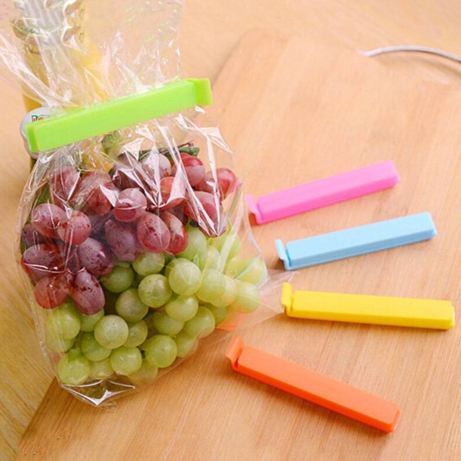 4 Pc Food Sealing Clip used in all kinds of places including household and official, especially for sealing packed food and stuff. - infinityexculsivestore.com