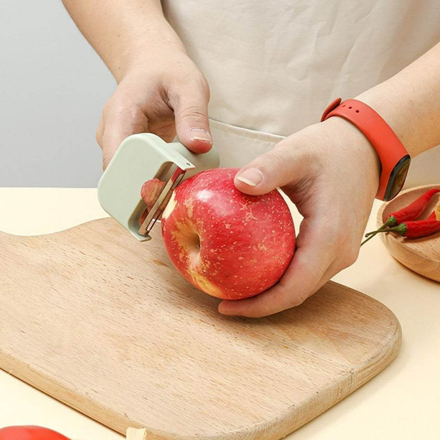 4 in 1 Handheld Electric Vegetable Cutter Set, Multifunction Mini Chopper Food Processor, Wireless Electric Garlic Mud Masher, for Garlic, Chili ,Onion, Ginger - infinityexculsivestore.com