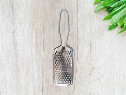 4In1 Combo - Stainless Steel Kitchen Lighter, Knife, Peeler and Smooth Grater - infinityexculsivestore.com