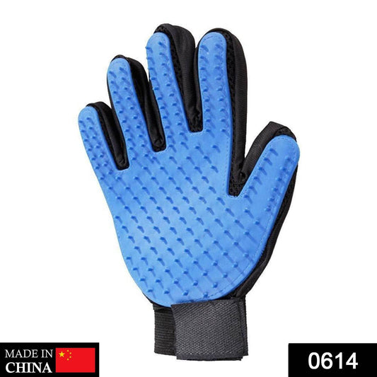 5 Finger Deshedding Glove (1 Pc) - infinityexculsivestore.com