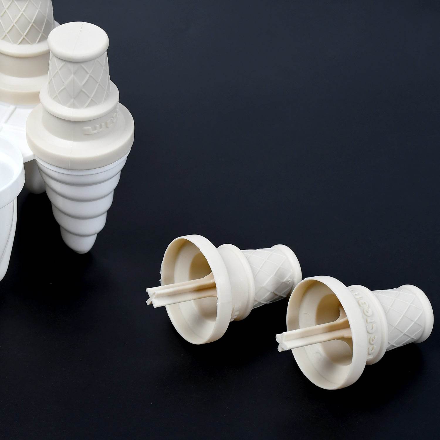6 Pc ice candy maker Ice Cream Mold used for making ice-creams in all kinds of places including restaurants and ice-cream parlours etc. - infinityexculsivestore.com
