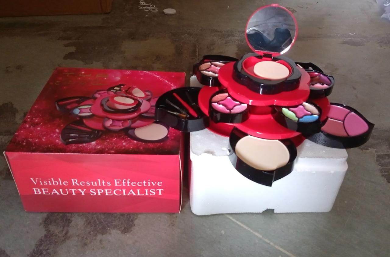 All in One Makeup Kit for Teens Flower Palette for Girls 3 Tier Cosplay - infinityexculsivestore.com