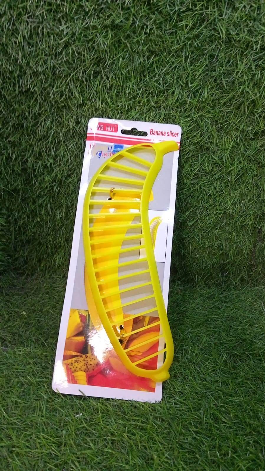 Banana Slicer- Perfect for Fruit Salads Handle Plastic Banana Fruit Slicer Cutter Chopper - infinityexculsivestore.com