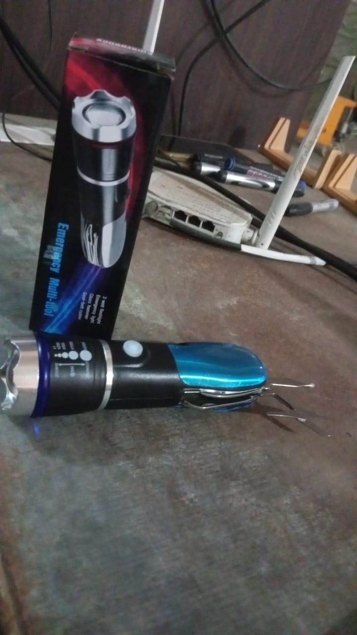 Battery Operated Multi Tool Led Flashlight, All in One Tool Light (1 Pc / Battery Not Included) - infinityexculsivestore.com