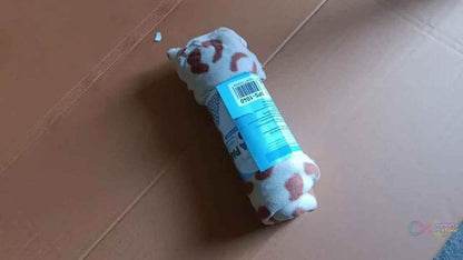 Big Pet Soft Blanket / Towel, Warm Sleep Mat (1 Pc / Mix Color & Design & Size) - infinityexculsivestore.com