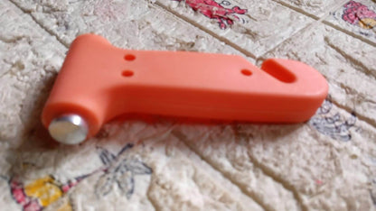 Car Safety Hammer,Emergency and Rescue Tool,Car Window Breaker and Seatbelt Cutter,Safety Hammer Emergency Rescue Tool,Car Window Breaking Seat Belt Cutter (1 Pc) - infinityexculsivestore.com