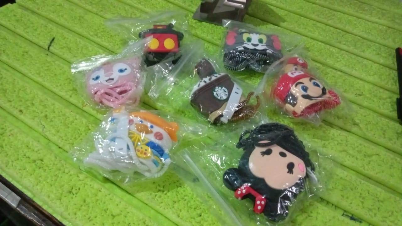 Cartoon Character Silicon Charger Case Cover For iP 18-20W (Mix Design / 1 Pc) - infinityexculsivestore.com