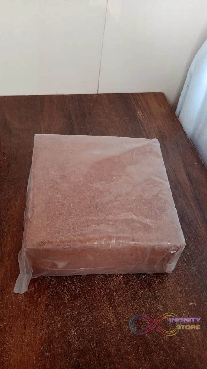 Cocopeat Block Organic Fertilizer and Soil Manure Potting Mixture for Home Gardening and Potted Plants (1 KG.) - infinityexculsivestore.com