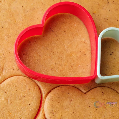 Cookie Cutter with Shape Heart Round Star and Flower (4 Pack) - infinityexculsivestore.com