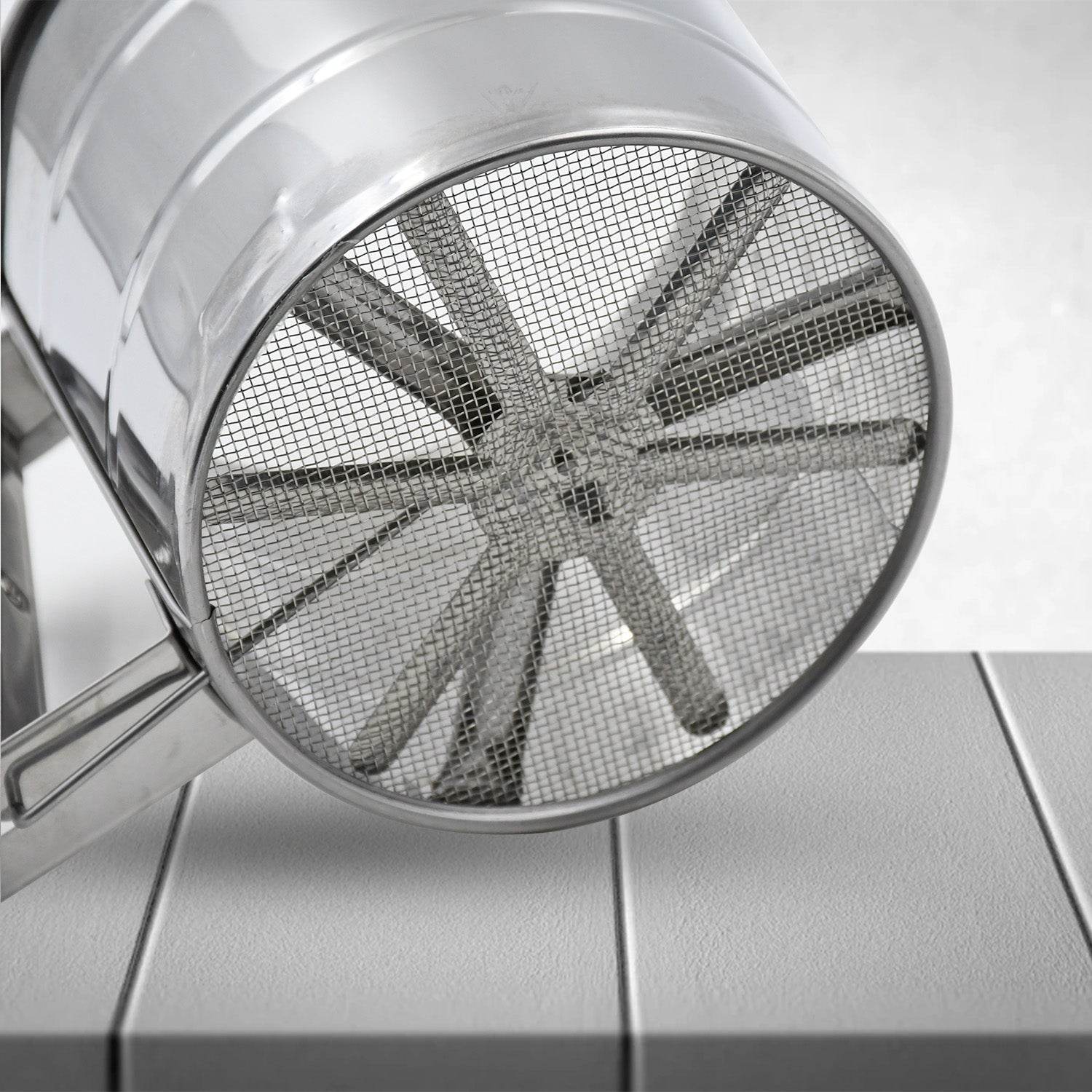 Flour Sifter Stainless Steel Shaker, Creation Baking Stainless Steel Shaker Sieve Cup Manual Flour Sifter with Measuring Scale Mark, Flour Sifter, Flour Sieve Multipurpose Handheld for Hotel for Kitchen, Home - infinityexculsivestore.com