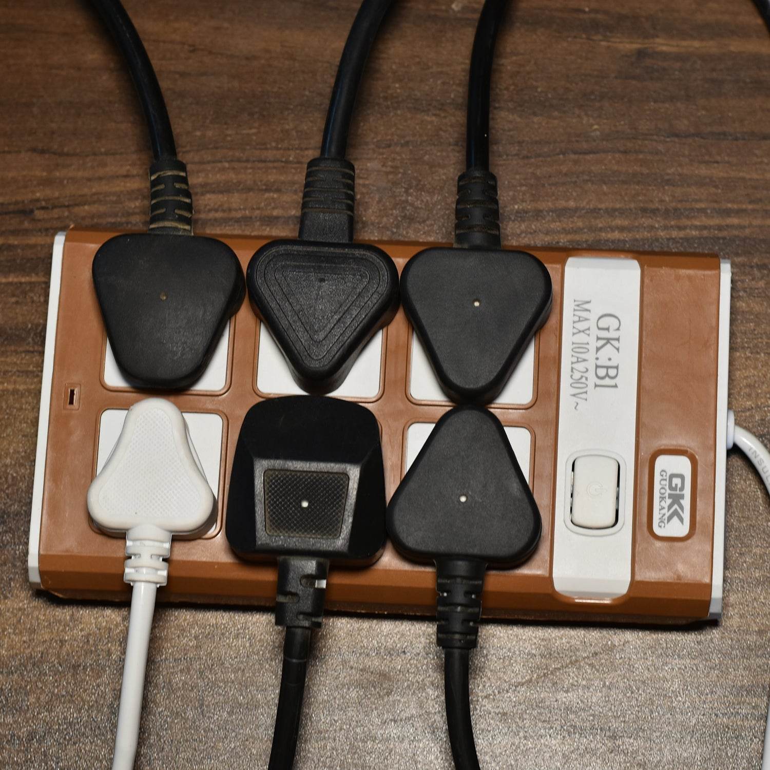 Extension Board 250V 6 Way Extension Board - infinityexculsivestore.com