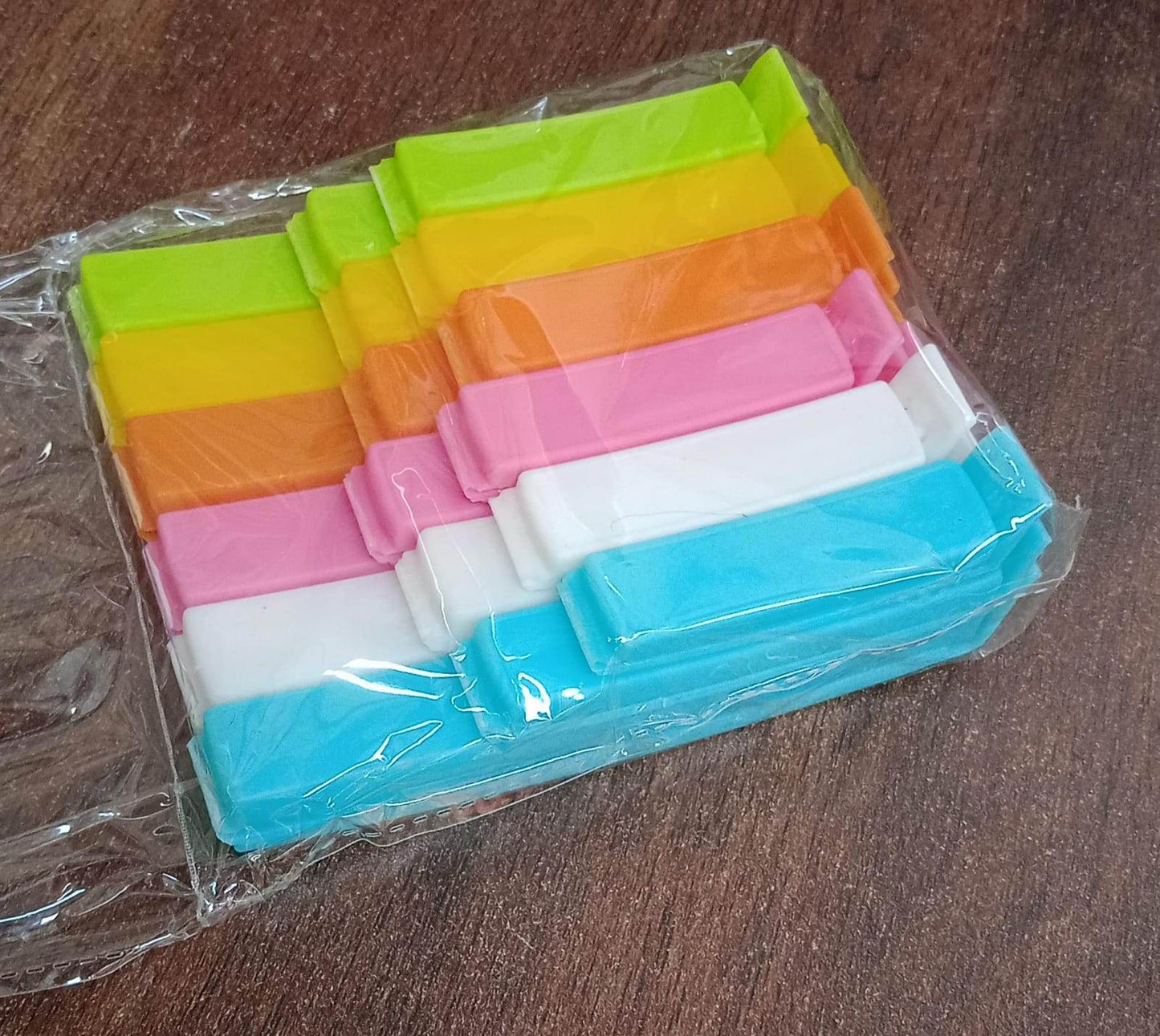 Food, Snack Pouch Bag Clip Sealer for Keeping Food Fresh for Home Kitchen | Plastic Camping Snack Air Tight Seal Bag Clips |Packet Vacuum Sealers Clip| (18 Pc Set) - infinityexculsivestore.com