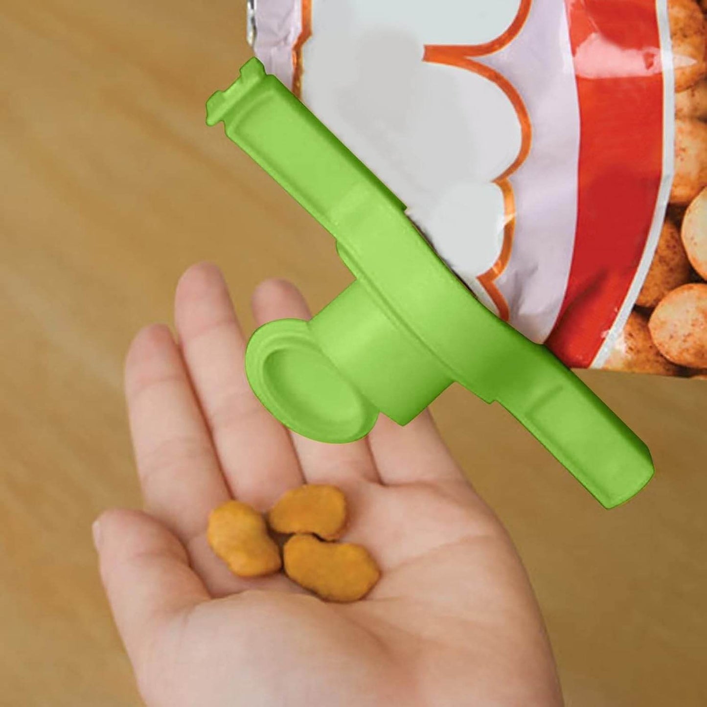 Food Storage Sealing Clip Solid Color Seal Pour Bag Clip Snack Bag Clip Food Bag Sealing Clip Sealing Clamp with Cap Kitchen Chip Bag Clips (1 Pc) - infinityexculsivestore.com