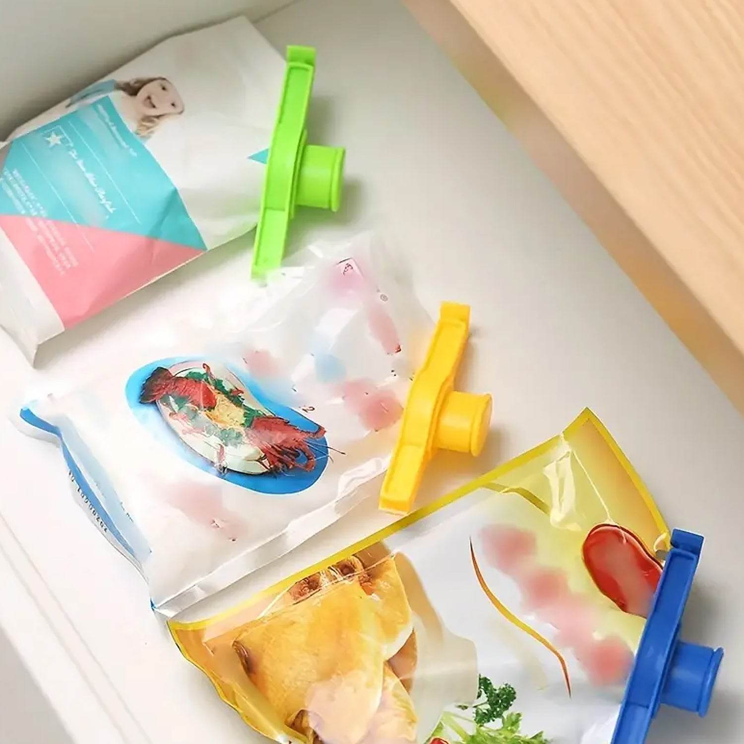 Food Storage Sealing Clip Solid Color Seal Pour Bag Clip Snack Bag Clip Food Bag Sealing Clip Sealing Clamp with Cap Kitchen Chip Bag Clips (1 Pc) - infinityexculsivestore.com