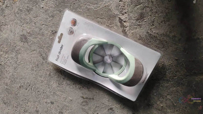 Fruit and Vegetable Cutter Stainless Steel Fruit Separator, 8-cut apple slicer (1 Pc) - infinityexculsivestore.com