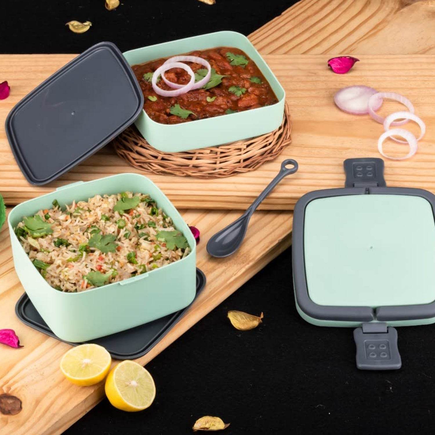 GREEN DOUBLE-LAYER PORTABLE LUNCH BOX STACKABLE WITH CARRYING HANDLE AND SPOON LUNCH BOX , Bento Lunch Box - infinityexculsivestore.com