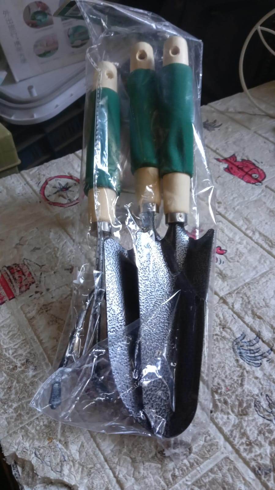 Gardening Tools - Hand Cultivator, Trowel, Heavy Duty with Ergonomic Wooden Handle for Transplanting and Digging (3 Pcs Set) - infinityexculsivestore.com