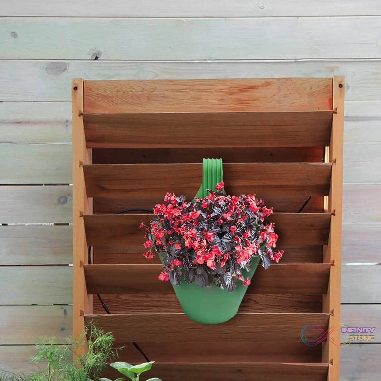 Hanging Planter Pot used for storing and holding plants and flowers in it and this is widely used in in all kinds of gardening and household places etc. - infinityexculsivestore.com