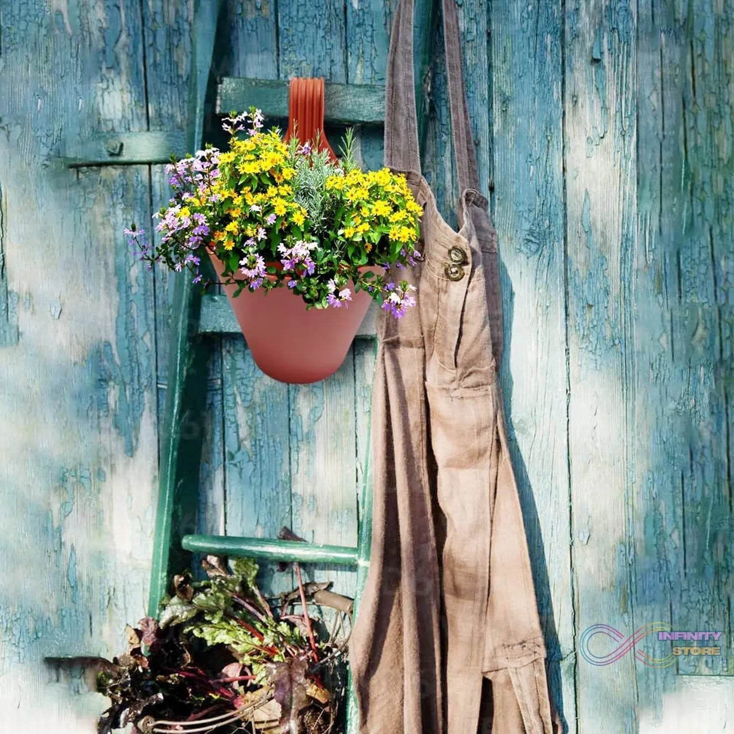 Hanging Planter Pot used for storing and holding plants and flowers in it and this is widely used in in all kinds of gardening and household places etc. - infinityexculsivestore.com