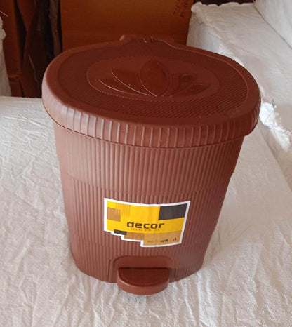Homeware Dustbin Clean Mini Small Size Plastic Pedal Dustbin Used For Kitchen, Office, Car (1 PC) - infinityexculsivestore.com
