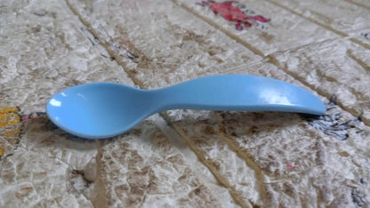 Kids Cute Food Grade Foods Feeding Training Baby Spoon (Set of 6 pcs) - infinityexculsivestore.com