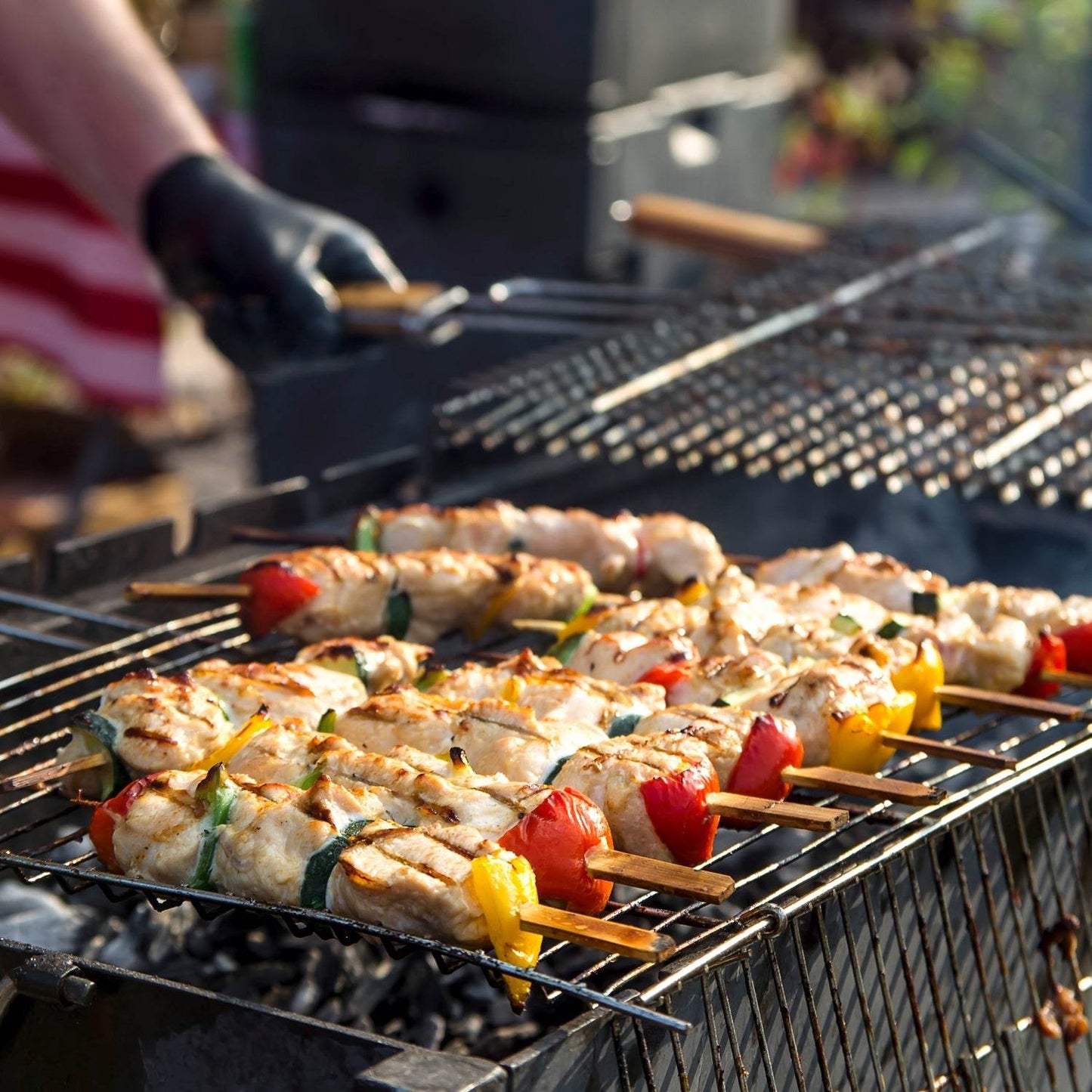 Kitchen Square Stainless Steel Roaster Jali, Barbecue Grill with Wooden Handle - infinityexculsivestore.com