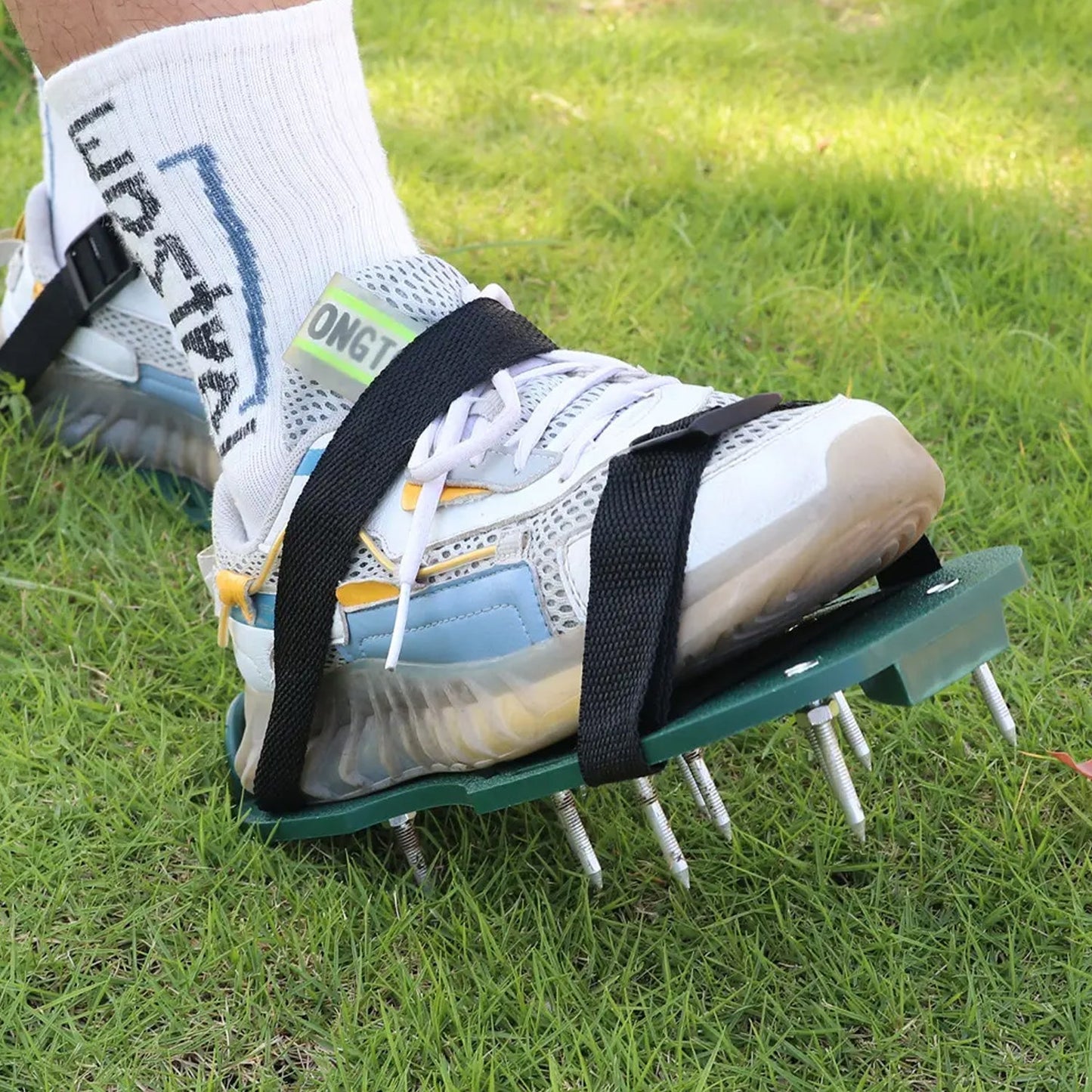 Lawn Aerator Sandals, Garden Grass Aerator Spiked Sandals Green Studded Shoes for Yard Patio Garden Excavation - infinityexculsivestore.com