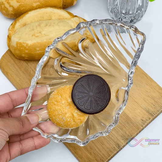Leaf shaped Glass Serve tray of snacks, Mukhwaas, and ice cream. - infinityexculsivestore.com
