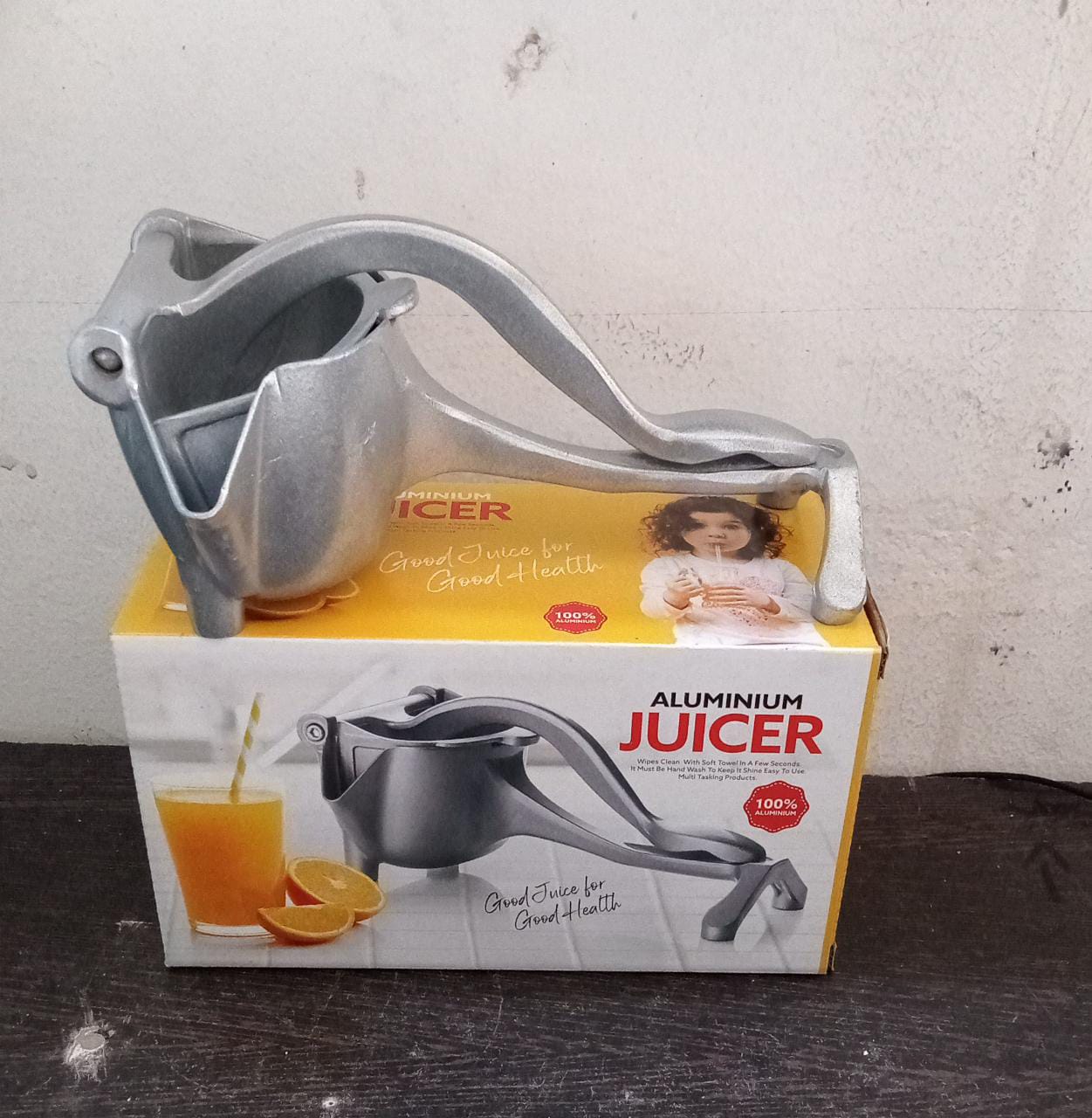 MANUAL ALUMINIUM METAL FRUIT PRESS JUICER - infinityexculsivestore.com