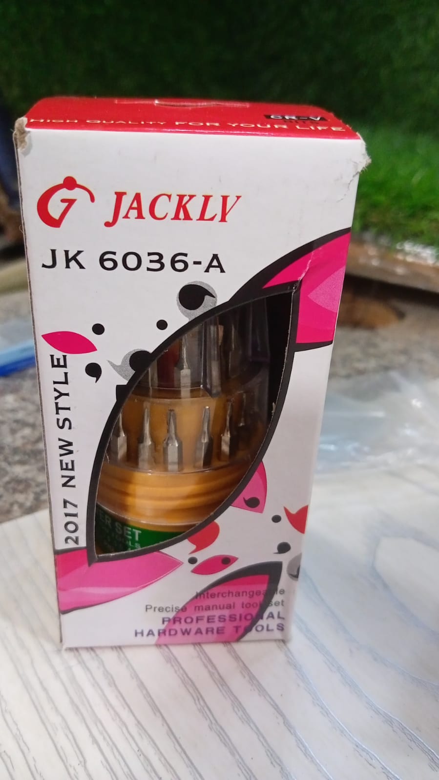Magnetic 31 in 1 Repairing ScrewDriver Tool Set Kit - infinityexculsivestore.com