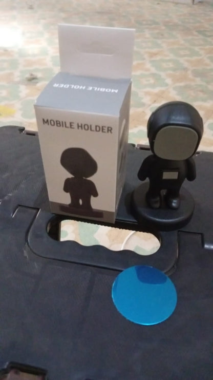 Magnetic Mobile Phone Holder, Cartoon Version of Astronaut Car Holder, Suitable for Car Dashboard, 360° Rotating Magnetic Mobile Holder, Compatible with All Smartphones (1 Pc) - infinityexculsivestore.com