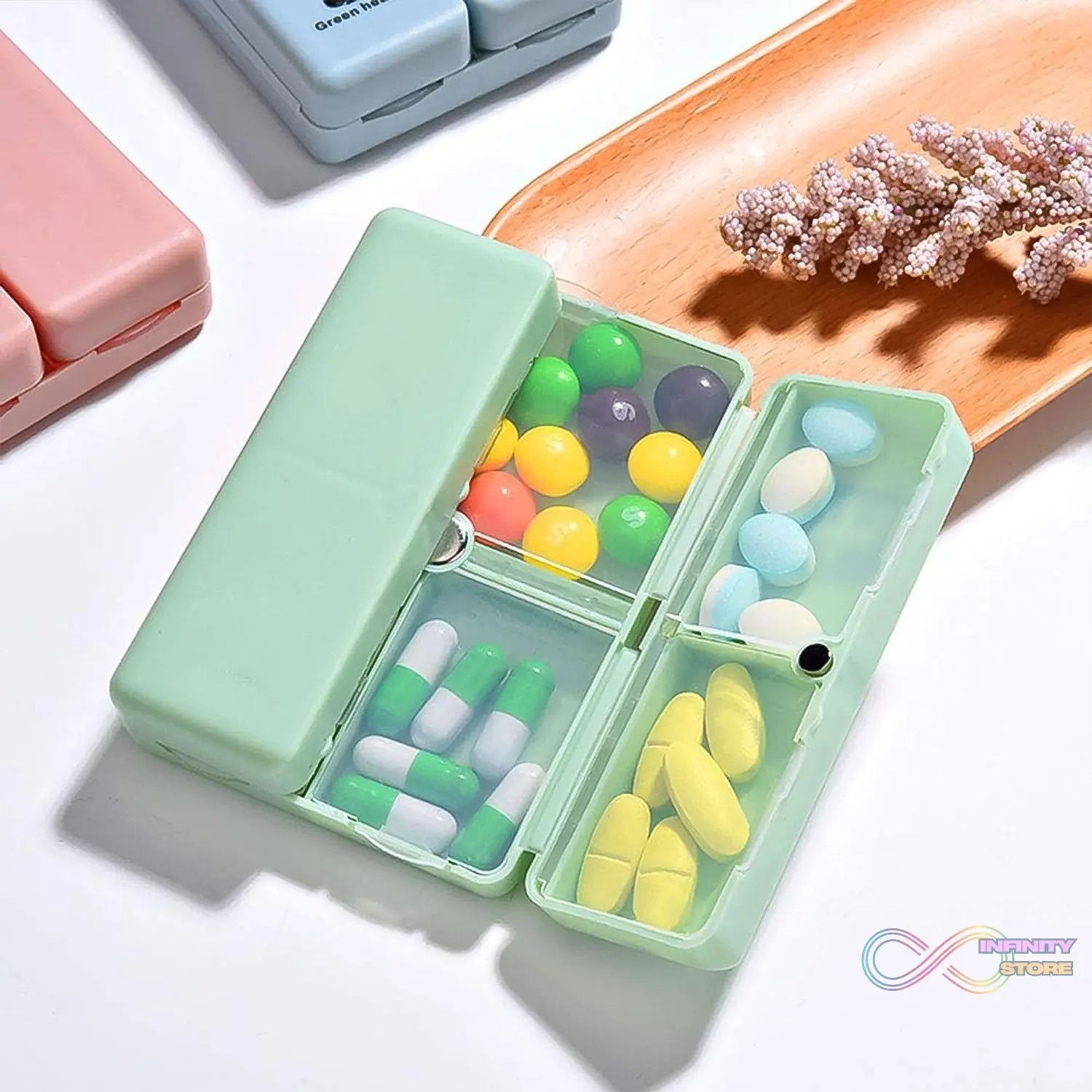 Magnetic Pill Organizer, 7 Compartments Portable Pill Case (1 Pc) - infinityexculsivestore.com