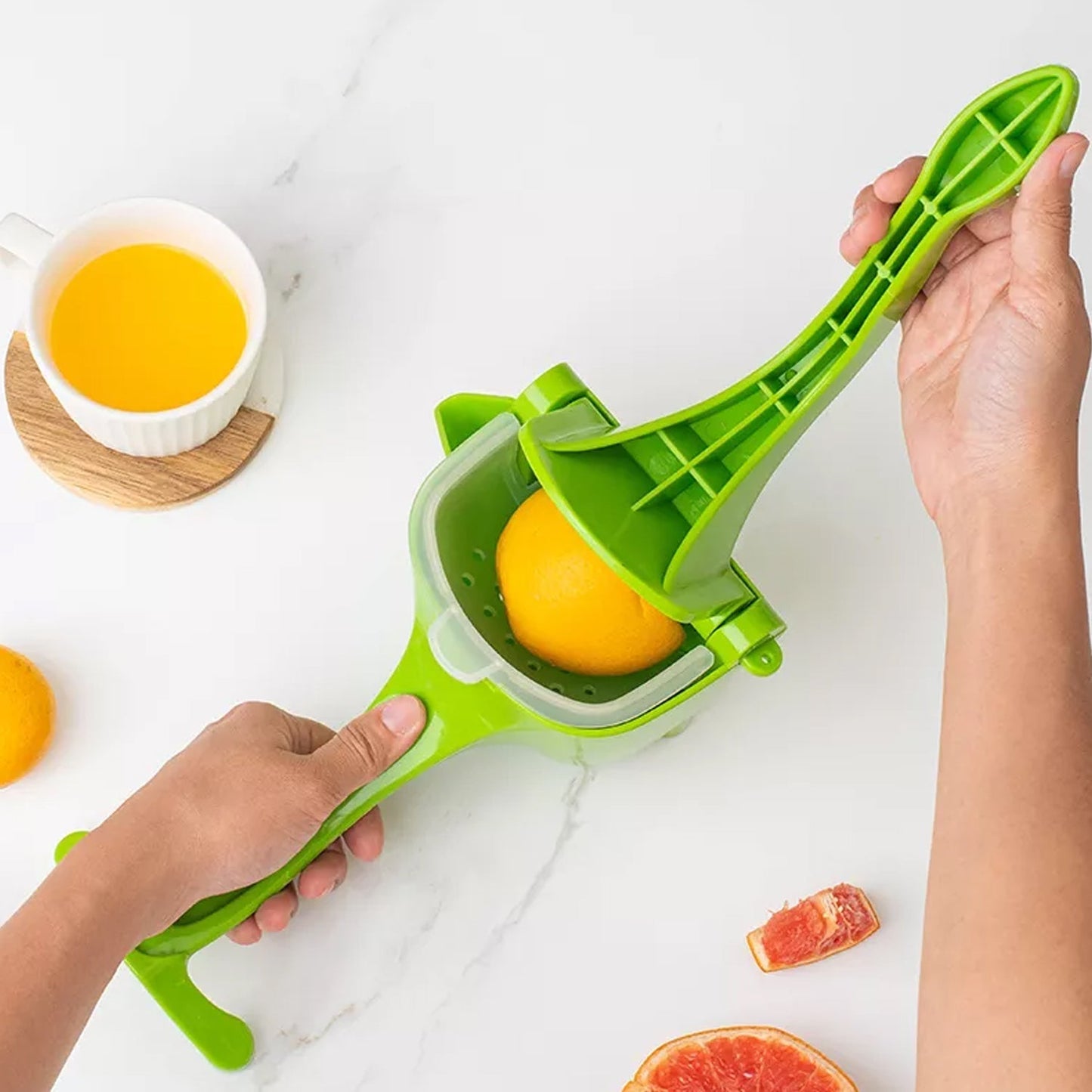 Manual Plastic Fruit Juicer, Hand Press Lemon Squeezer Hand Juicer Citrus Press Juicer Fruit Extractor Tool for Orange, Limes, Lemon ( Brown Box ) - infinityexculsivestore.com
