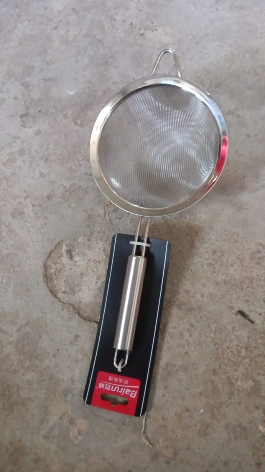 Mesh Sieve Quality Stainless Steel Fine Mesh Strainer with Sturdy Handle and Hook, Ideal for Tea Coffee, Rice, Powder, Fruit Etc Kitchen Food Kitchen Utensil - infinityexculsivestore.com