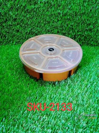 Small spice container with 7 compartments