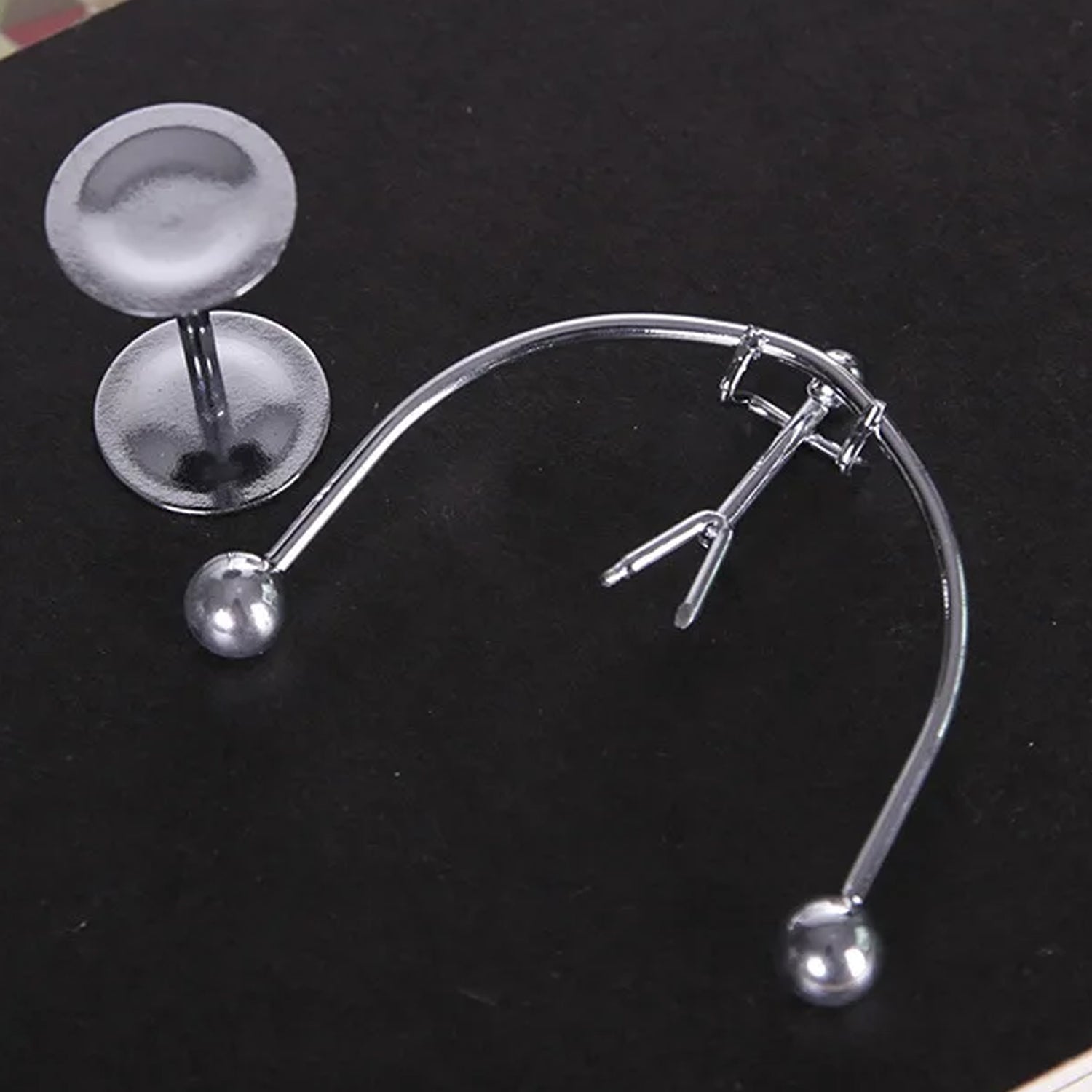 Mini Steel Balance Toy, Decoration Pendulum Newton Cradle Balance Ball Tumbler Desk Toy Metal Man Home Home Decoration Crafts - infinityexculsivestore.com