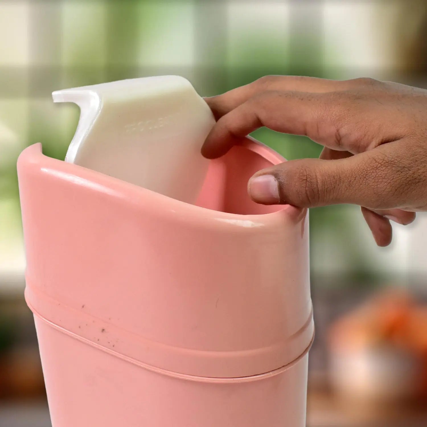 Mini Trash Can, Dustbin Plastic Garbage Can with Lid (1 Pc) - infinityexculsivestore.com