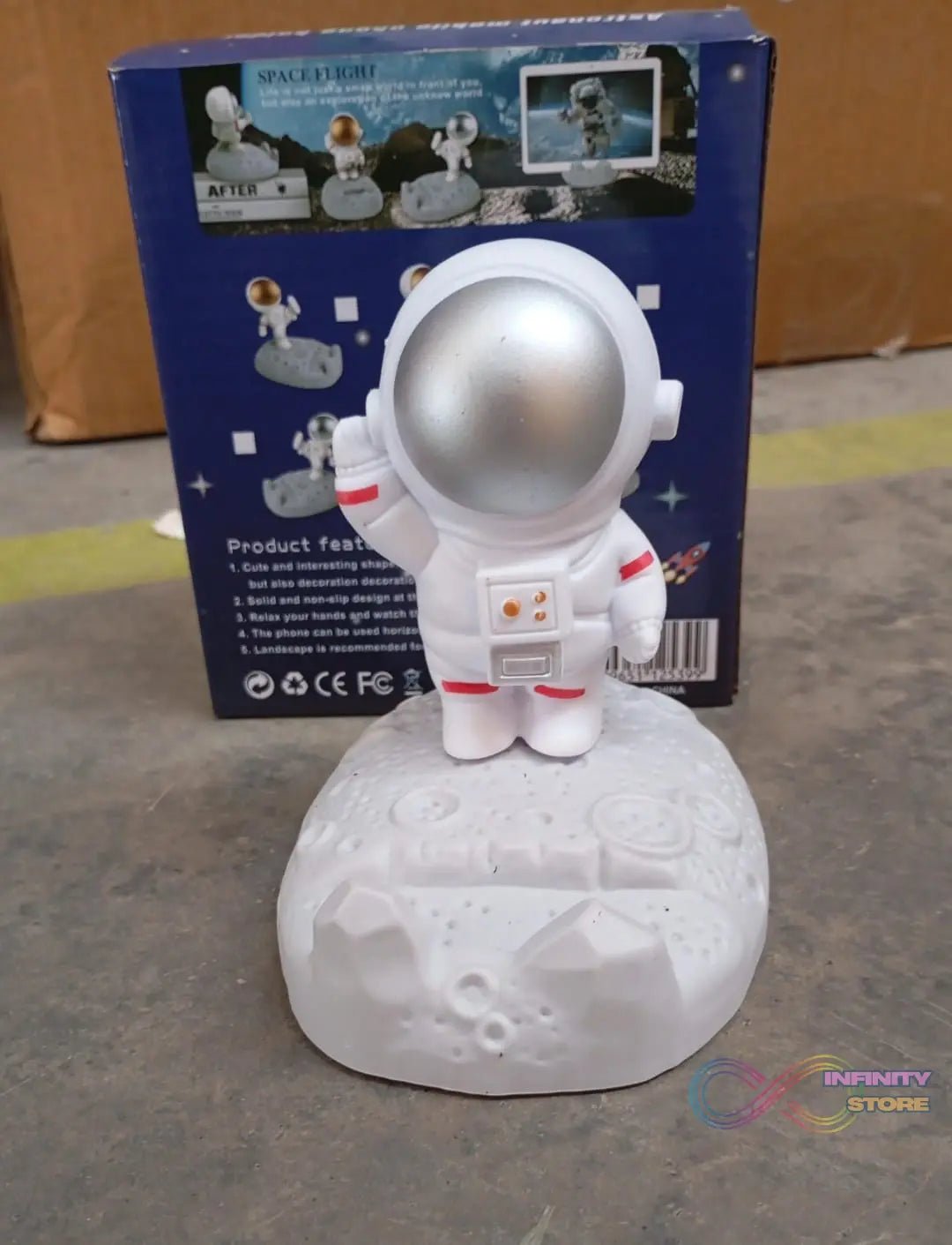 Mobile Holder Astronaut Phone Stand Planet Creative Fun 3D Design (1 Pc / Mix Design) - infinityexculsivestore.com