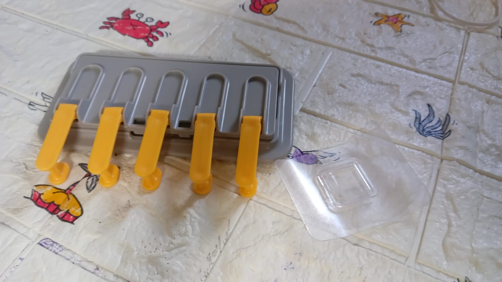 Multi - Purpose Hook up Wall Mounted Hook Towel Hook Rack Foldable Wall Hooks Mobile Holder Stand Towel Hangers Wall Mounted Coat Rack Foldable Hook, Mobile Stand - infinityexculsivestore.com