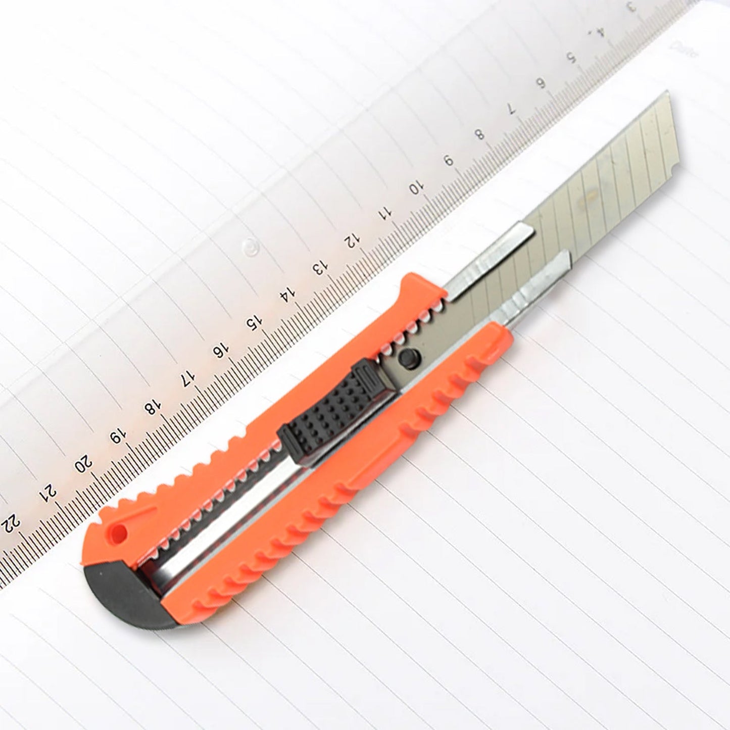 Multi - Use Iron Cutter, Cutting Blade and Precision Knife Blade, Utility Knife - Heavy Duty Industrial Cutter Knife (18mm) - infinityexculsivestore.com
