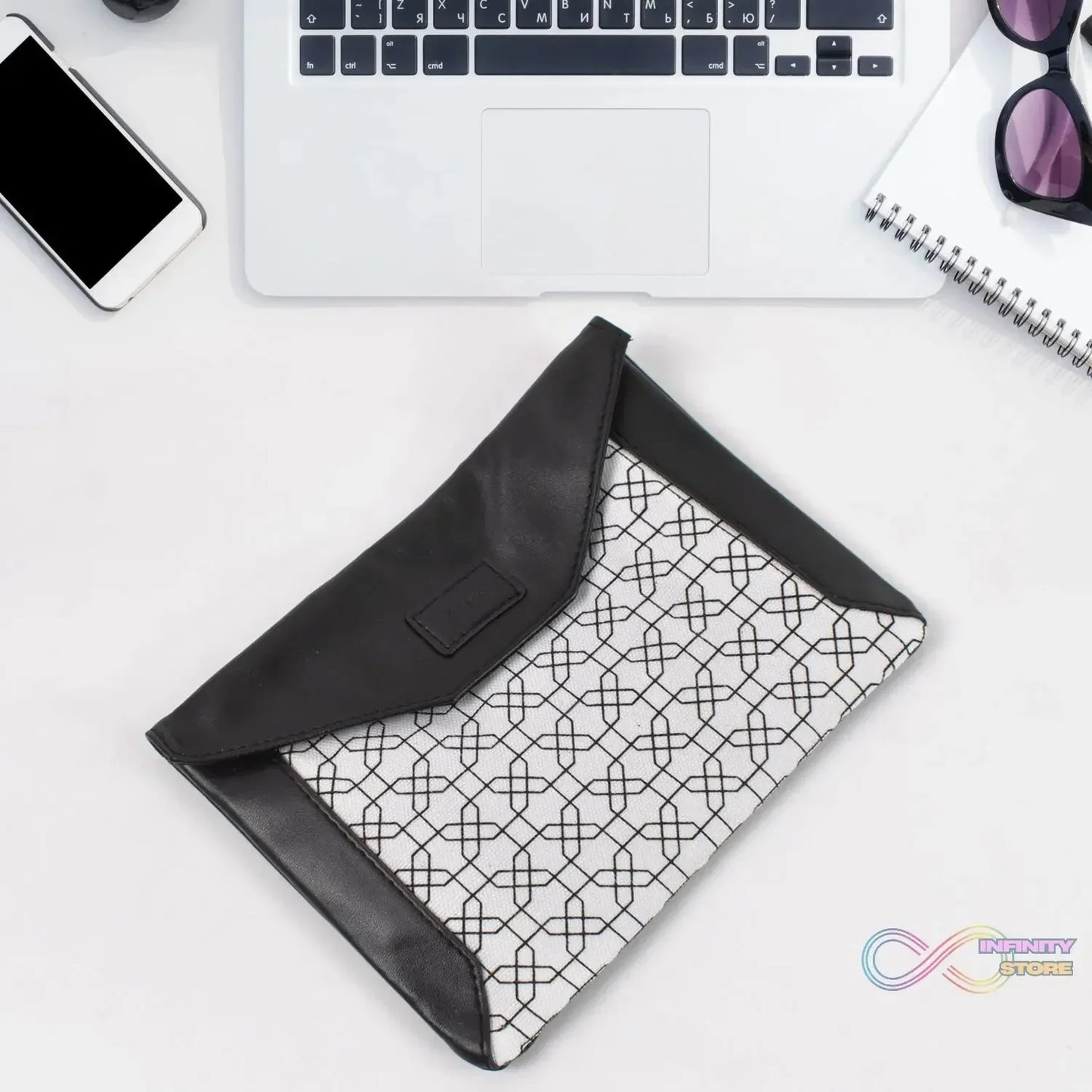 Multipurpose Pouch With Magnetic Lock(1 Pc / 19×14 Cm) - infinityexculsivestore.com