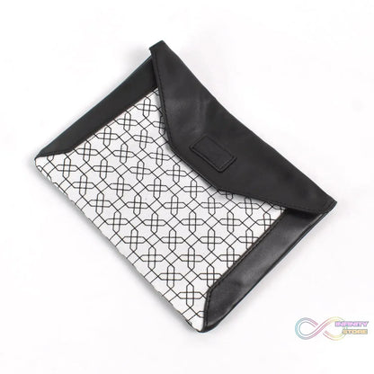 Multipurpose Pouch With Magnetic Lock(1 Pc / 19×14 Cm) - infinityexculsivestore.com