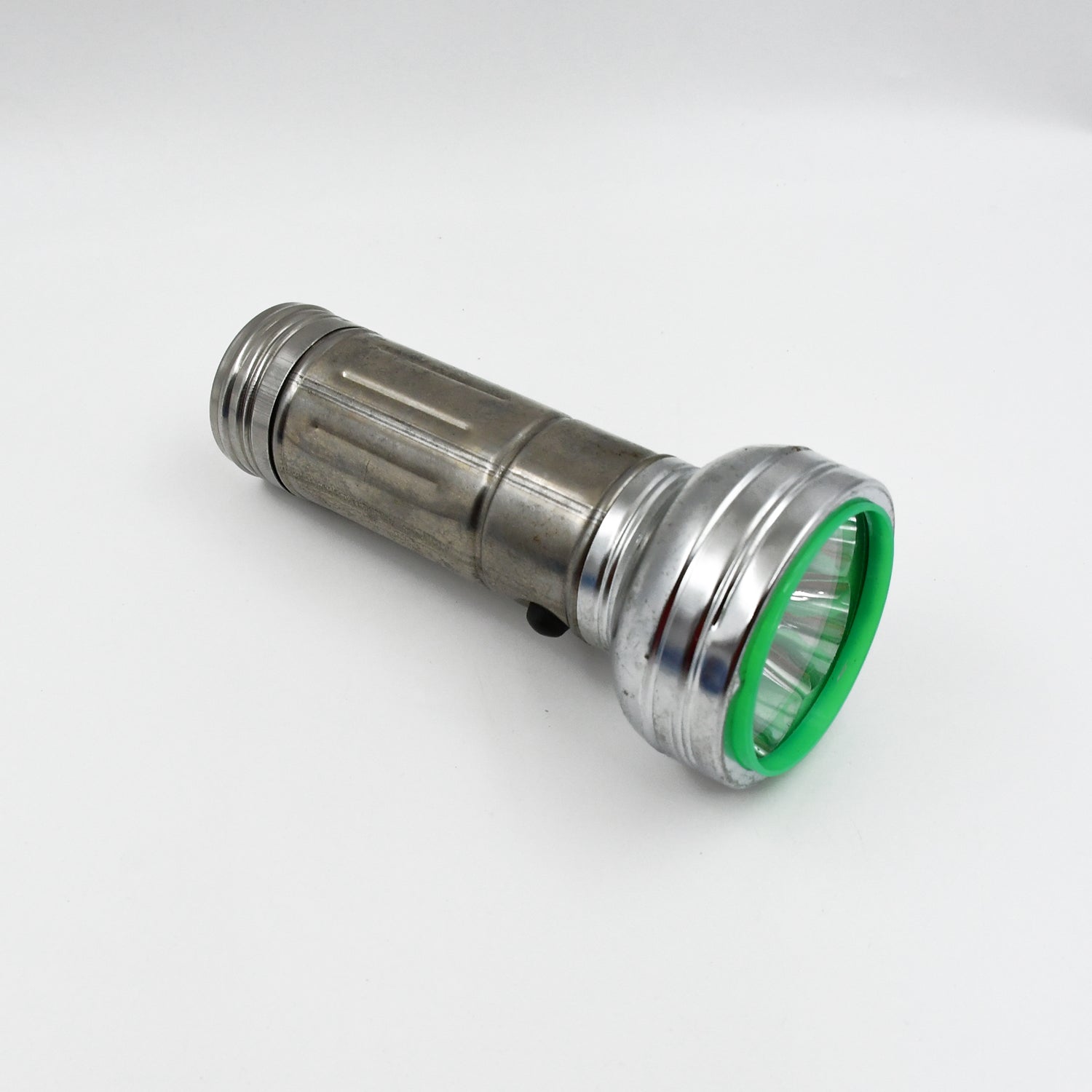 Nostalgic Flashlight,Flashlight Outdoor, Portable Nostalgic Simple Iron Outdoor Old - Fashioned Flashlight - infinityexculsivestore.com