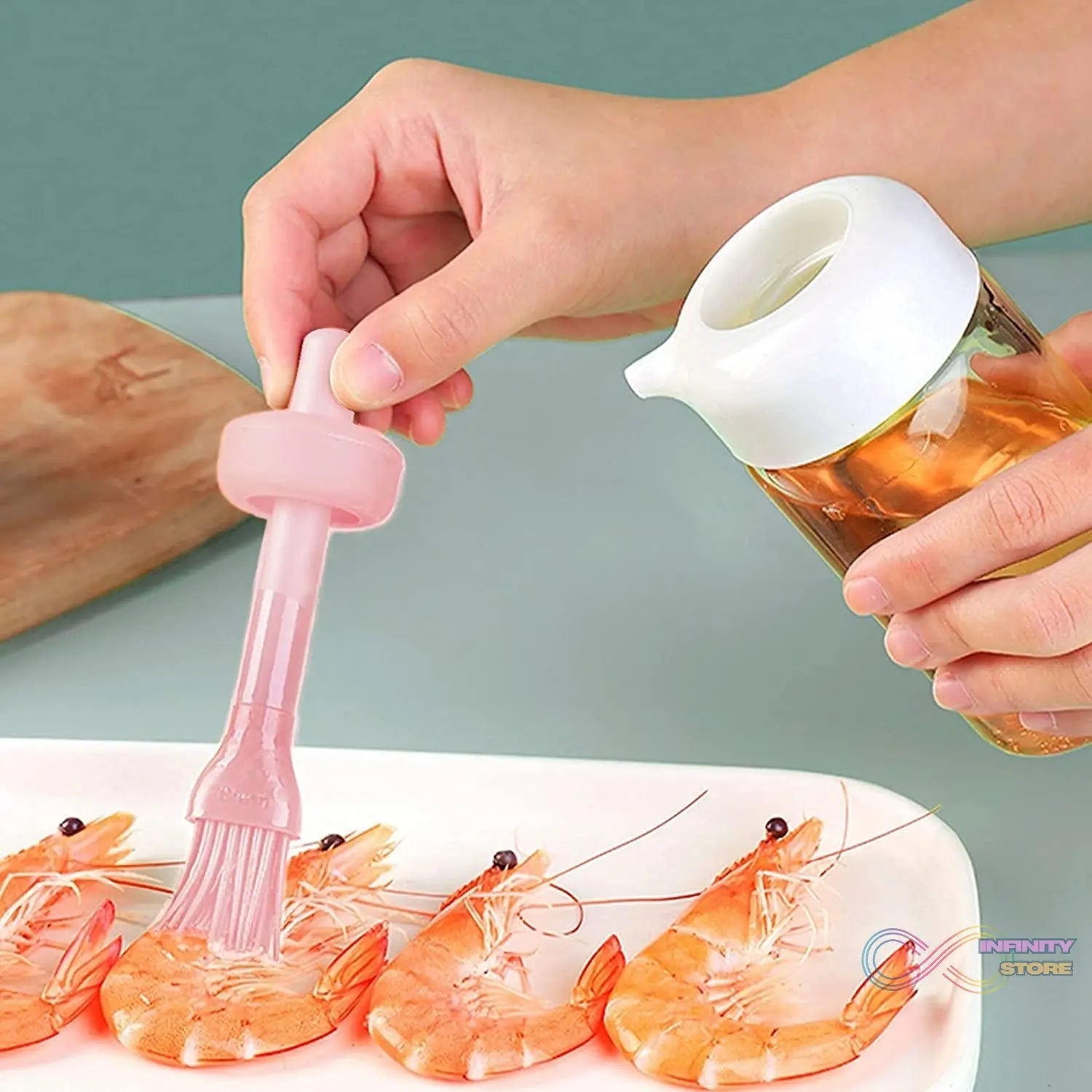 Oil Dispenser with Silicone Oil Brush (1 Pc / With Brush / 250 ML Approx) - infinityexculsivestore.com