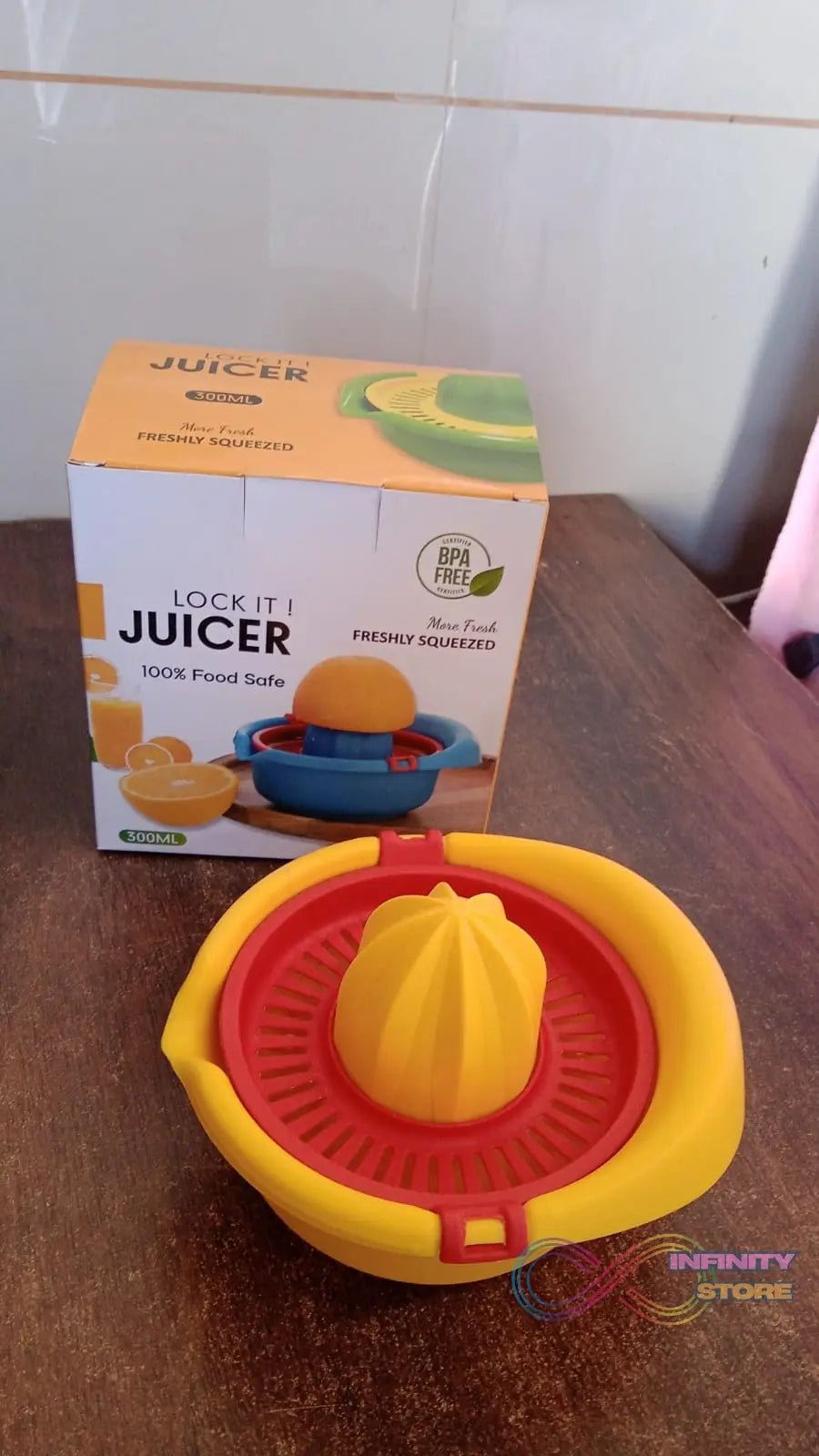 Orange Juicer Machine Hand Press (300 ML) - infinityexculsivestore.com