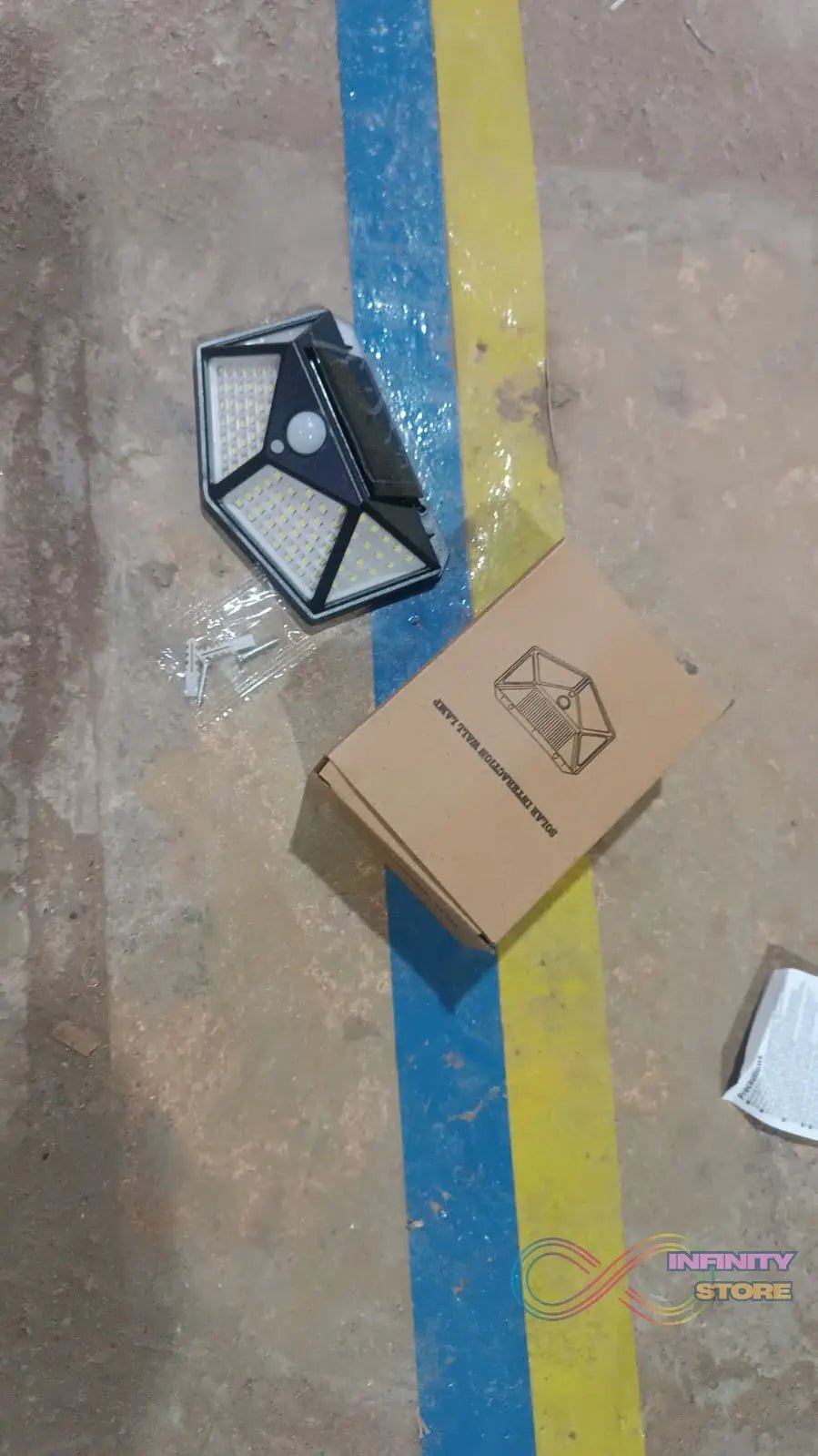 Outdoor Solar Lamp 100 LED Solar Light PIR Motion Sensor Wall Light ( 1 Pc) - infinityexculsivestore.com