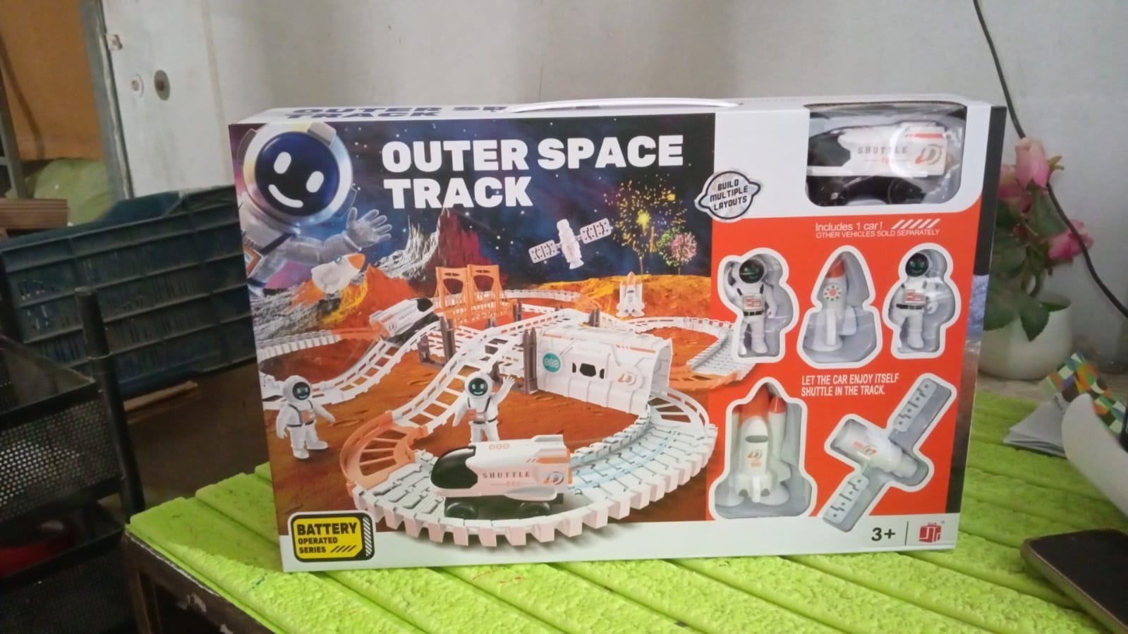 Outer Space Race Track Set for Kids Toys (1 Set) - infinityexculsivestore.com
