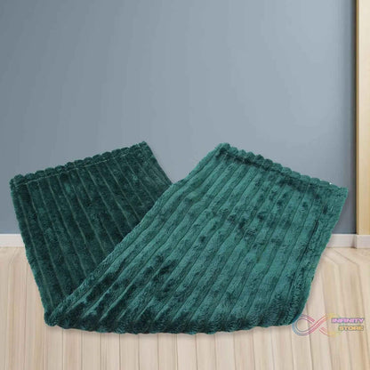 Pet Soft Cat Dog Blanket / Towel, Warm Sleep Mat (70×50 Cm / 1 Pc / Mix Color & Design) - infinityexculsivestore.com